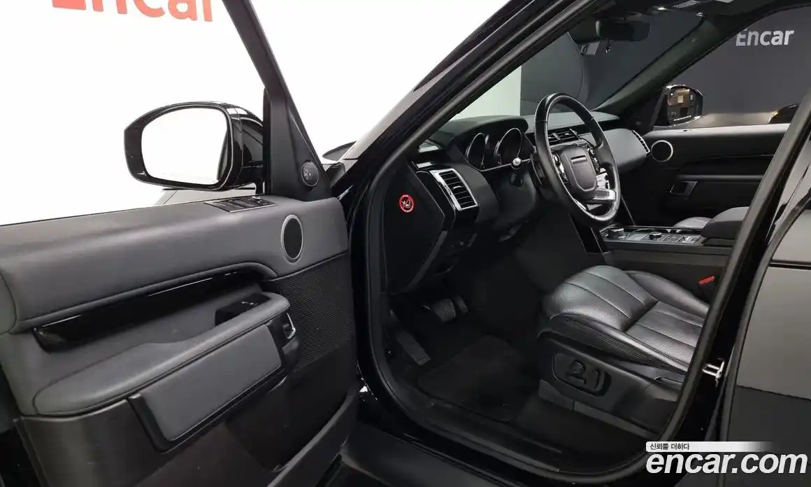 Land Rover Discovery 2019 2.0 гидро в Москве № 166324, фото 12