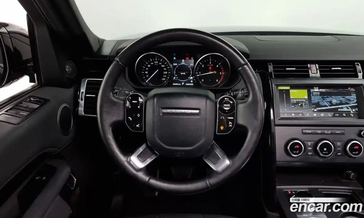 Land Rover Discovery 2019 2.0 гидро в Москве № 166324, фото 13
