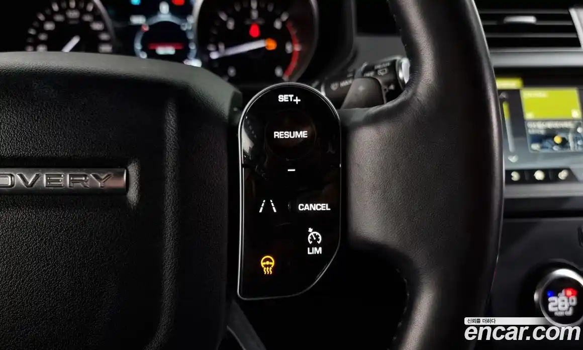 Land Rover Discovery 2019 2.0 гидро в Москве № 166324, фото 17