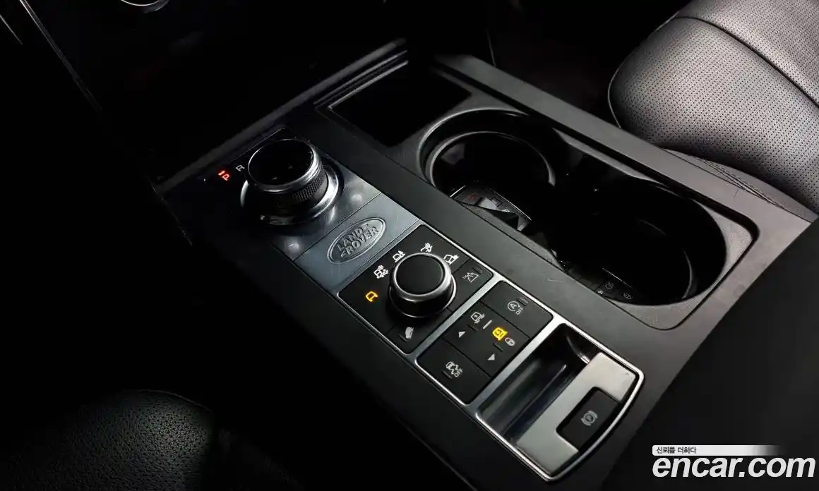 Land Rover Discovery 2019 2.0 гидро в Москве № 166324, фото 9