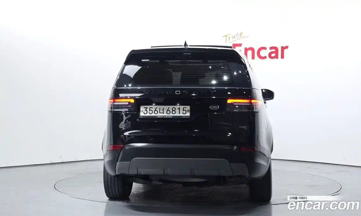 Land Rover Discovery 2018 2.0 гидро в Москве № 166539, фото 4