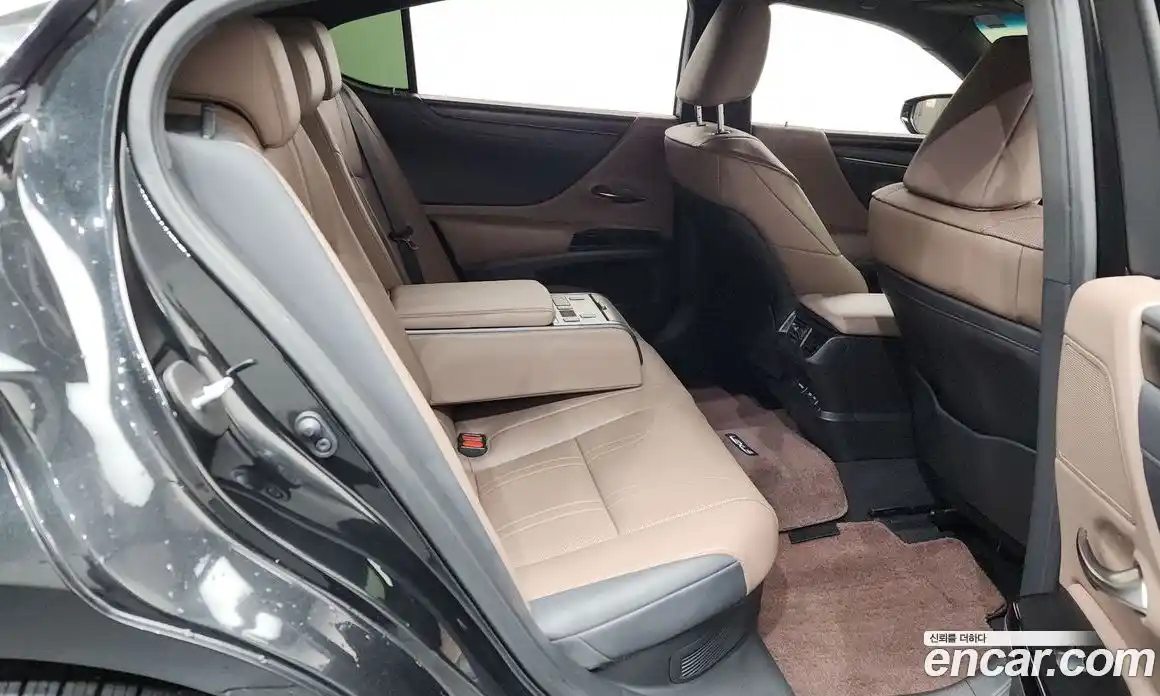 Lexus ES 2022 2.5 гидро в Москве № 168228, фото 12