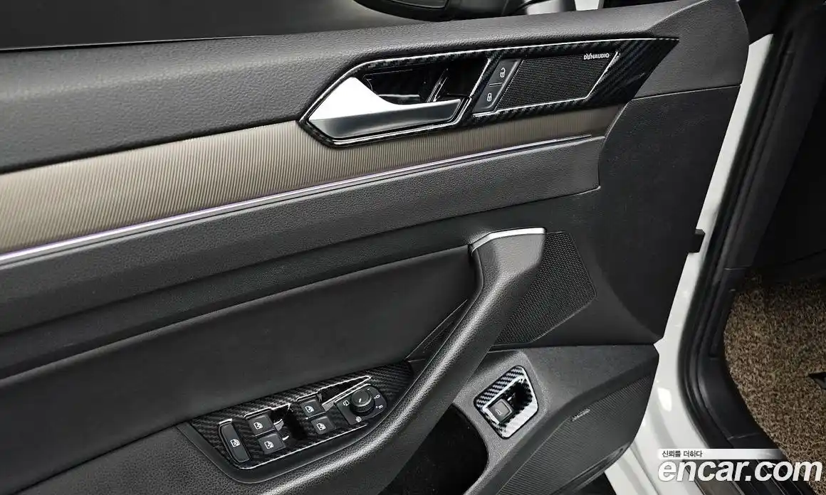 Volkswagen Arteon 2019 2.0 гидро в Москве № 168637, фото 17