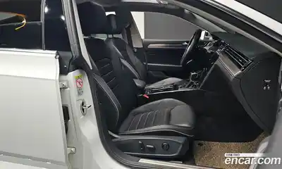Volkswagen Arteon 2019 2.0 гидро в Москве № 168637, миниатюра 10