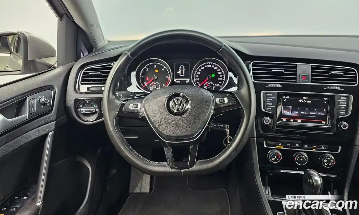 Volkswagen Golf 2014 1.6 гидро в Москве № 168953, фото 13
