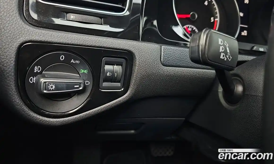 Volkswagen Golf 2014 1.6 гидро в Москве № 168953, фото 18