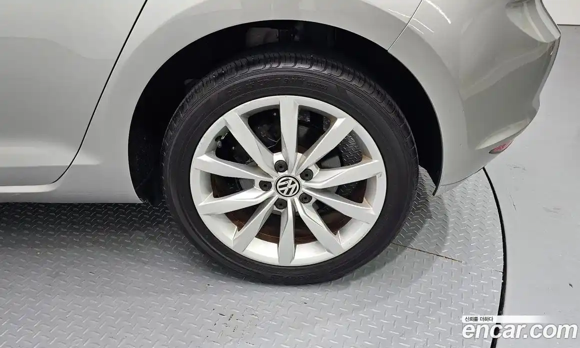 Volkswagen Golf 2014 1.6 гидро в Москве № 168953, фото 5