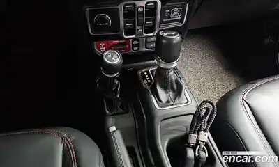 Jeep Wrangler 2024 2.0 гидро в Москве № 169489, миниатюра 9