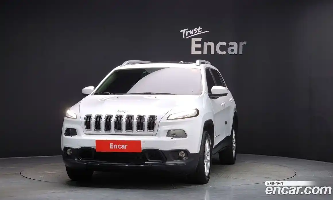 Jeep Cherokee 2015 2.0 гидро в Москве № 169791, фото 3