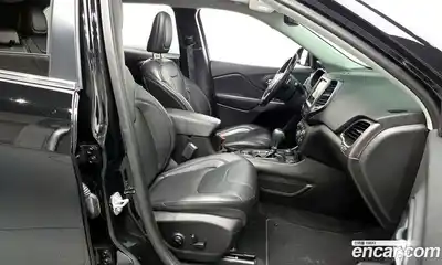 Jeep Cherokee 2019 2.4 гидро в Москве № 169805, миниатюра 11