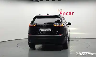 Jeep Cherokee 2019 2.4 гидро в Москве № 169805, миниатюра 4