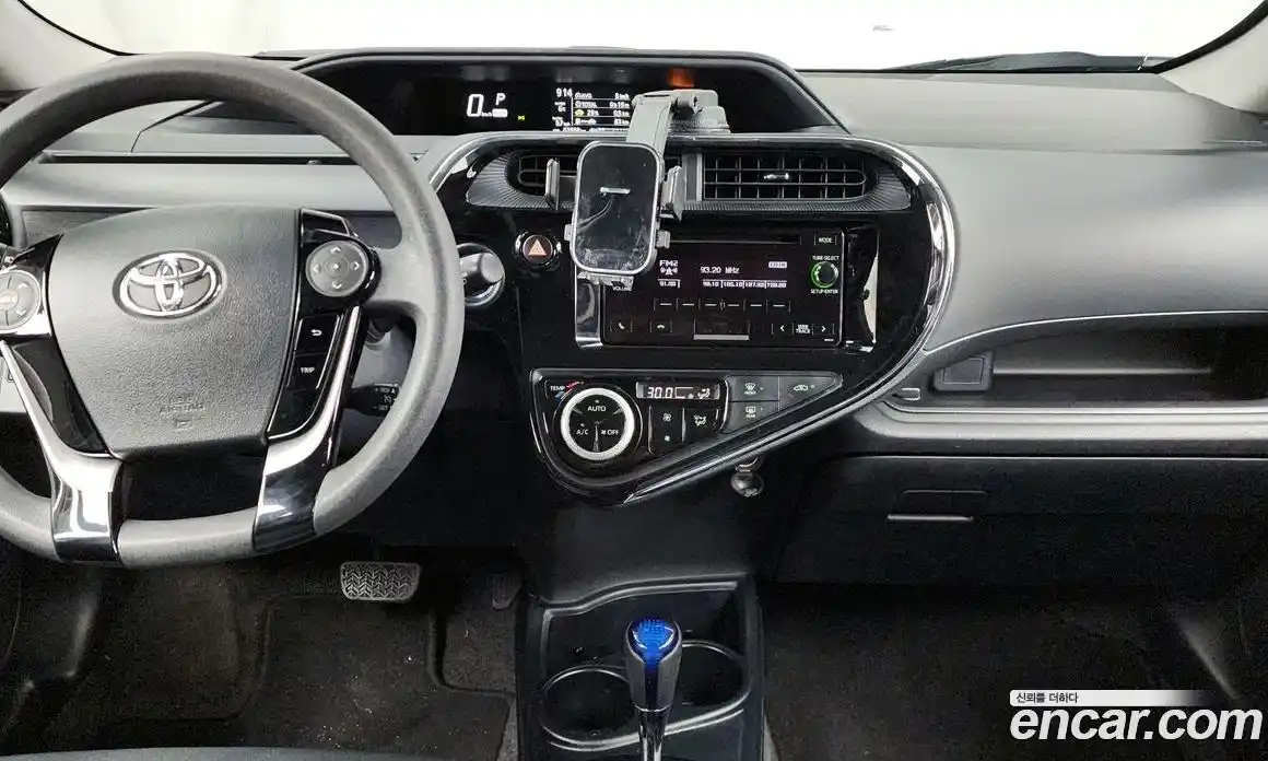 Toyota Prius 2020 1.5 гидро в Москве № 170298, фото 14
