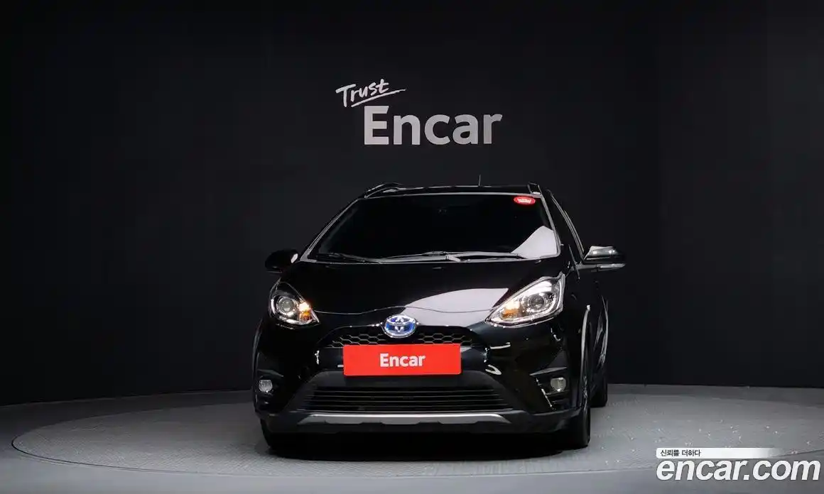 Toyota Prius 2020 1.5 гидро в Москве № 170298, фото 3
