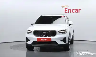 Volvo XC40 2022 2.0 гидро в Москве № 189381, миниатюра 3