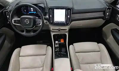 Volvo XC40 2022 2.0 гидро в Москве № 189381, миниатюра 7