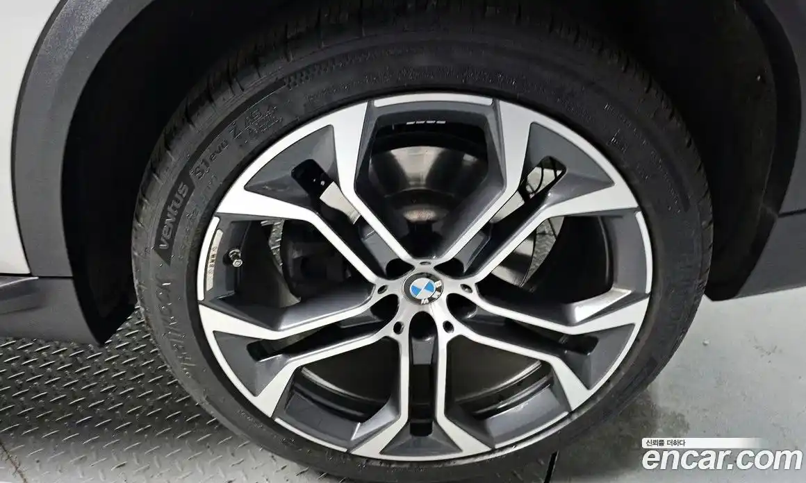 BMW X5 2022 3.0 гидро в Москве № 191476, фото 5
