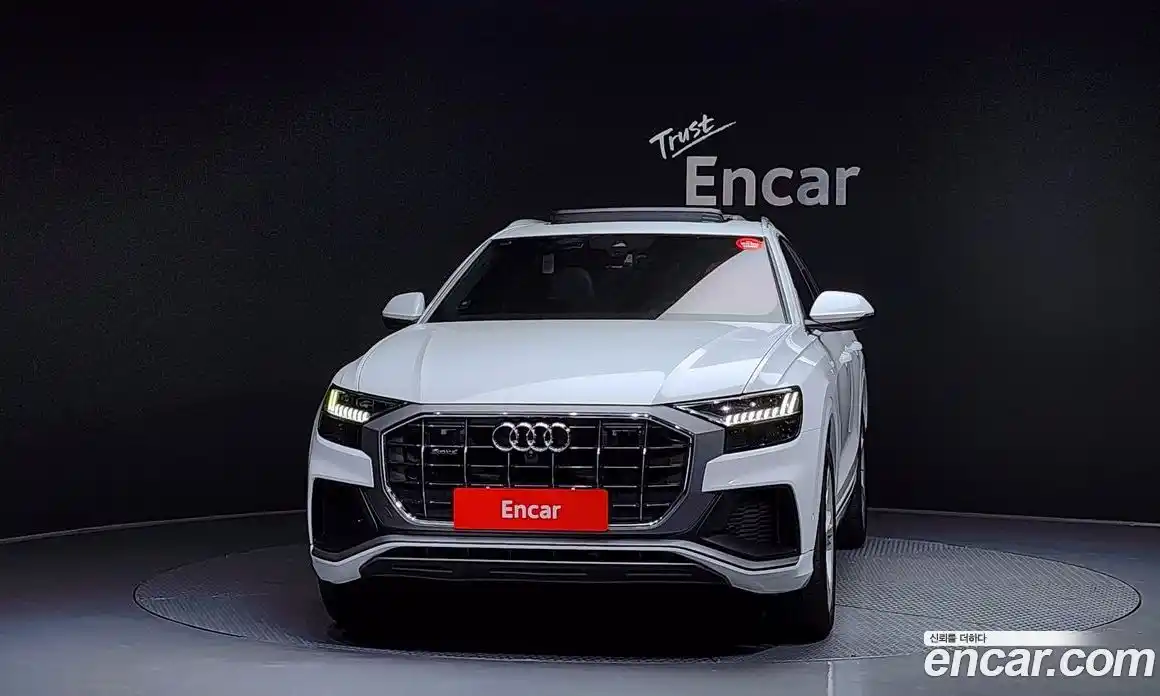 Audi Q8 2023 3.0 гидро в Москве № 196054, фото 3