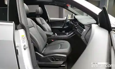 Audi Q8 2023 3.0 гидро в Москве № 196054, миниатюра 10