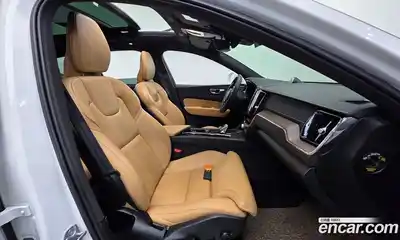 Volvo XC60 2022 2.0 гидро в Москве № 197010, миниатюра 10