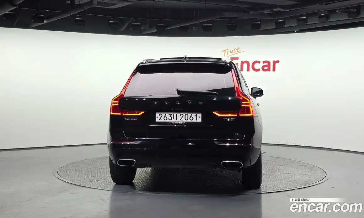 Volvo XC60 2020 2.0 гидро в Москве № 197102, фото 4