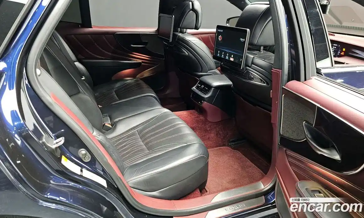Lexus LS 2019 3.5 гидро в Москве № 198896, фото 12