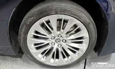 Lexus LS 2019 3.5 гидро в Москве № 198896, миниатюра 5