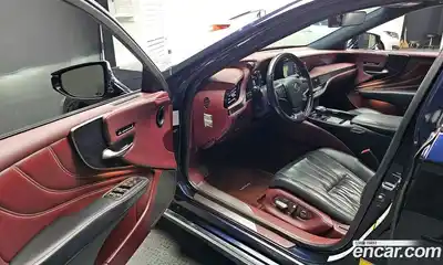 Lexus LS 2019 3.5 гидро в Москве № 198896, миниатюра 10