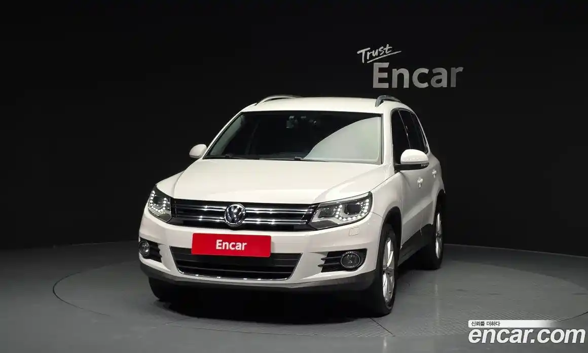 Volkswagen Tiguan 2013 2.0 гидро в Москве № 199134, фото 3