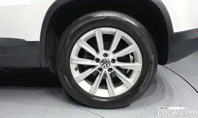 Volkswagen Tiguan 2013 2.0 гидро в Москве № 199134, миниатюра 5