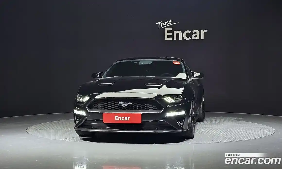 Ford Mustang 2018 2.3 гидро в Москве № 199807, фото 3