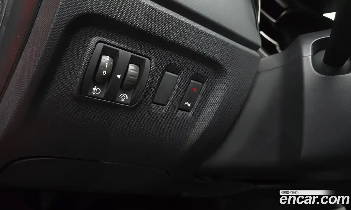 Renault QM3 2015 1.5 гидро в Москве № 207647, фото 14