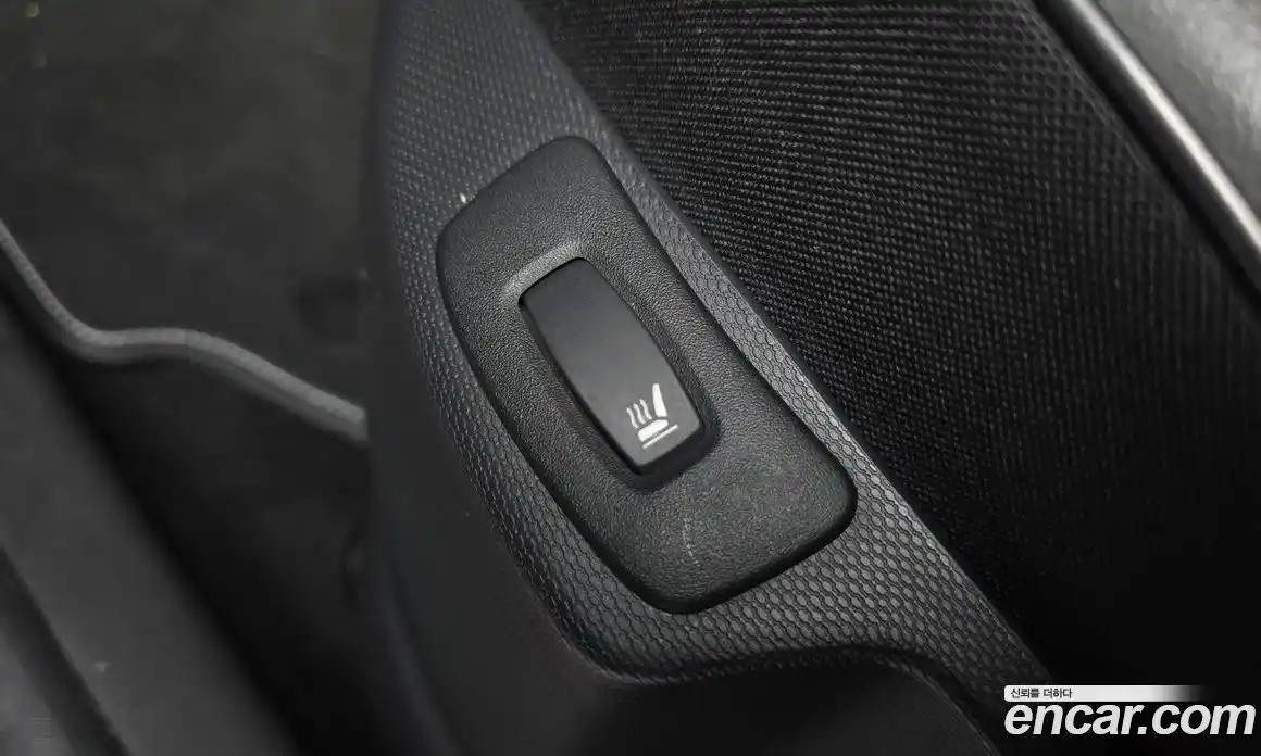 Renault QM3 2015 1.5 гидро в Москве № 207647, фото 18