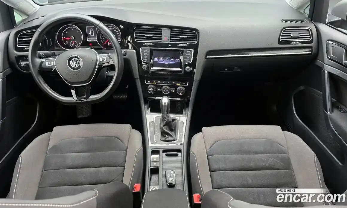 Volkswagen Golf 2013 2.0 гидро в Москве № 215175, фото 7
