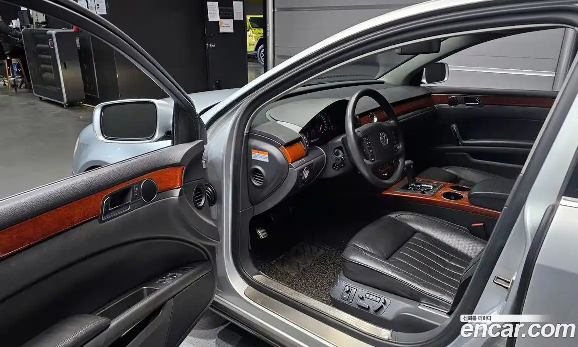 Volkswagen Phaeton 2009 3.0 гидро в Москве № 215180, фото 10