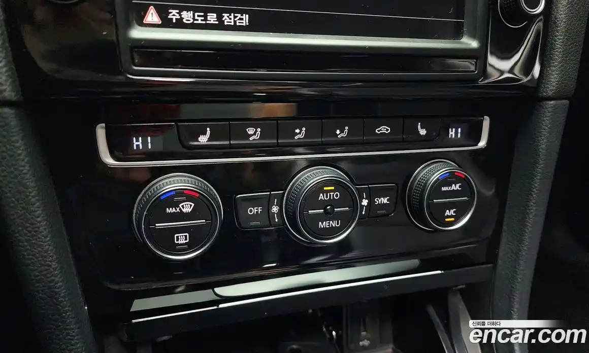 Volkswagen Golf 2015 2.0 гидро в Москве № 215274, фото 17