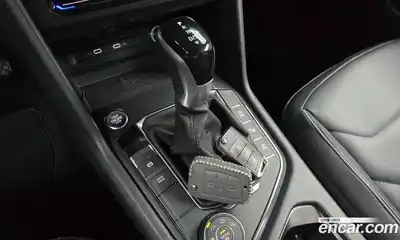 Volkswagen Tiguan 2023 2.0 гидро в Москве № 215285, миниатюра 9