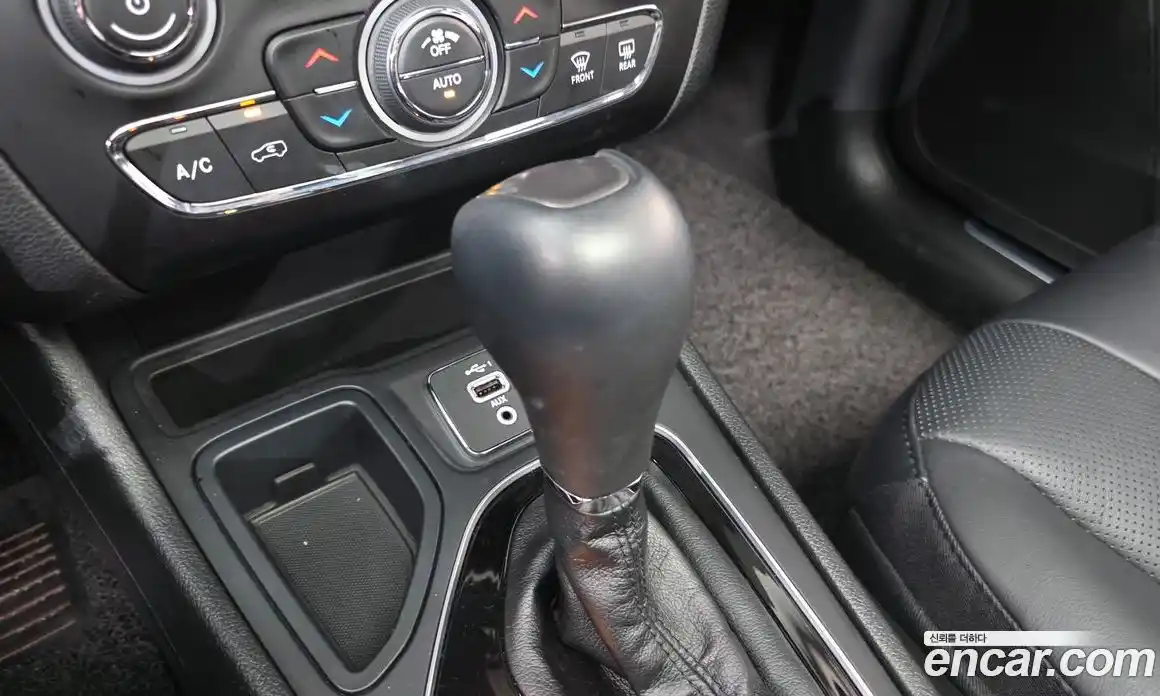 Jeep Cherokee 2021 2.4 гидро в Москве № 215485, фото 8