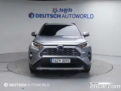 Toyota RAV4 2020 2.5 гидро в Москве № 215637, миниатюра 3