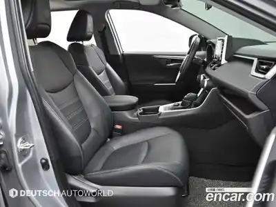 Toyota RAV4 2020 2.5 гидро в Москве № 215637, миниатюра 10