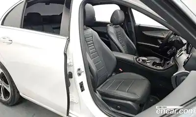 Mercedes-Benz E-Class 2020 2.0 гидро, миниатюра 12