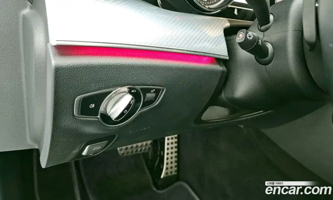 Mercedes-Benz E-Class 2020 2.0 гидро, фото 15