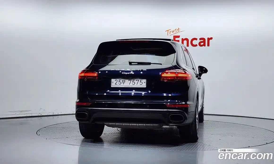 Porsche Cayenne 2015 3.0 гидро в Москве № 230990, фото 4