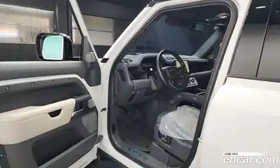 Land Rover Defender 2023 3.0 гидро в Москве № 231188, миниатюра 10
