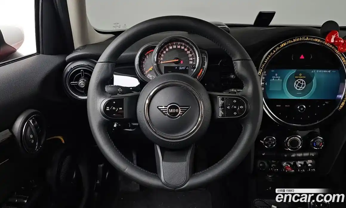Mini Cooper 2022 1.5 гидро в Москве № 231398, фото 12
