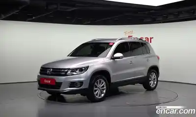 Volkswagen Tiguan, 2015