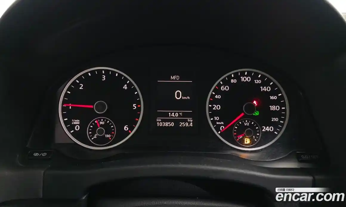 Volkswagen Tiguan 2015 2.0 гидро в Москве № 232230, фото 8
