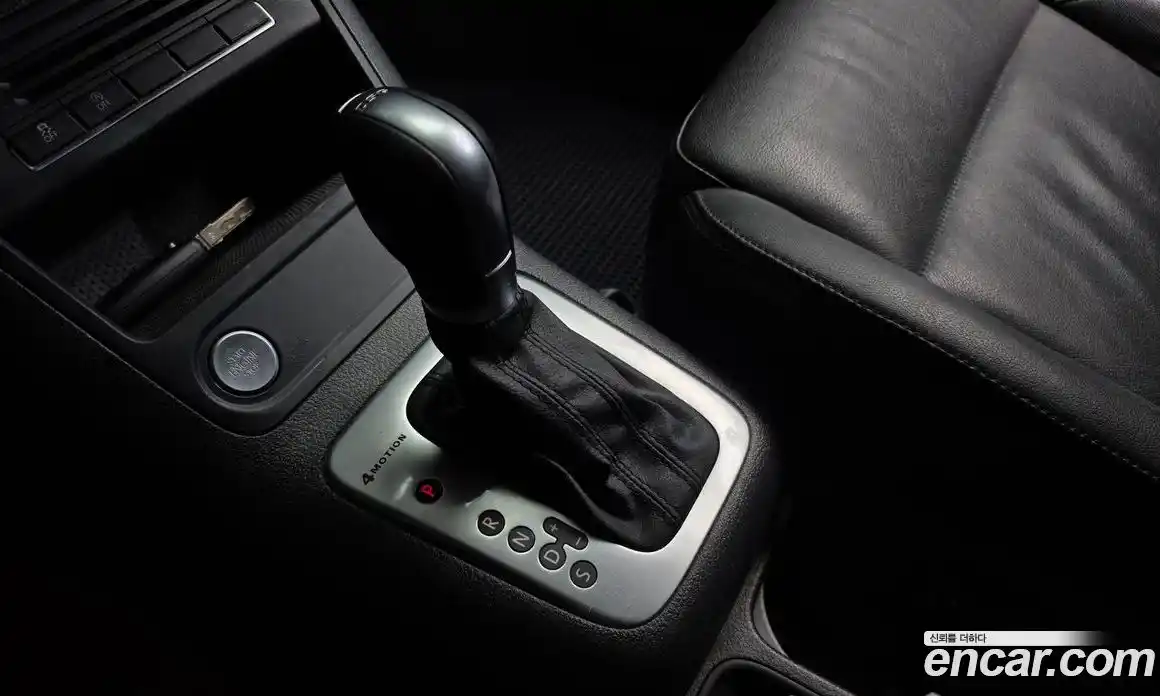 Volkswagen Tiguan 2015 2.0 гидро в Москве № 232230, фото 9