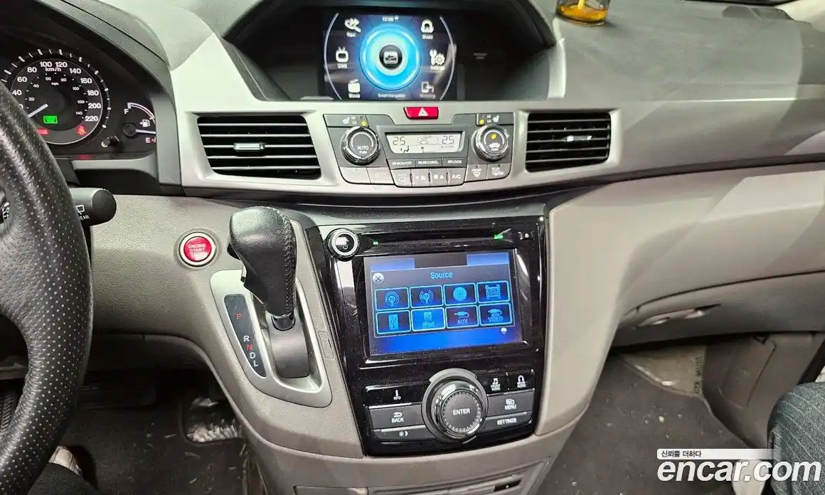 Honda Odyssey 2015 3.5 гидро в Москве № 232915, фото 19