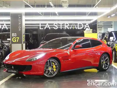 Ferrari GTC4 Lusso 2018 3.9 гидро в Москве № 238044, миниатюра 3