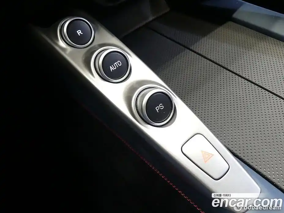 Ferrari GTC4 Lusso 2018 3.9 гидро в Москве № 238044, фото 9